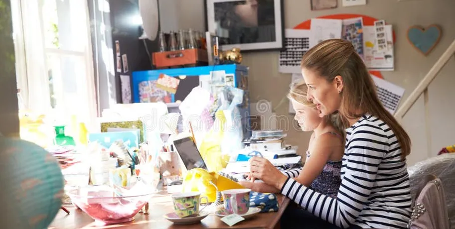 working mother entrepreneur home office